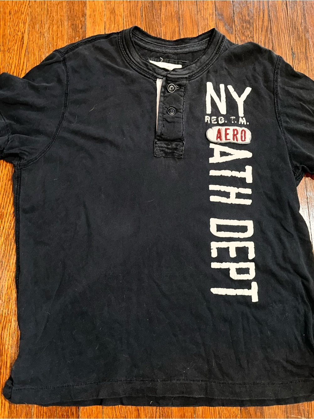 Vintage Y2K Men’s Large Aeropostale Navy Short Sleeve Shirt